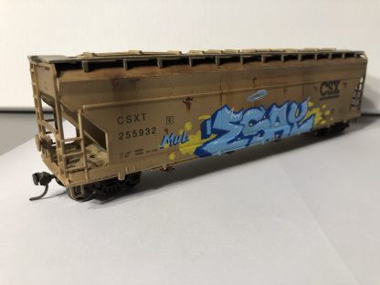 Hopper - CSX - Weathered and Graffiti - Image 4