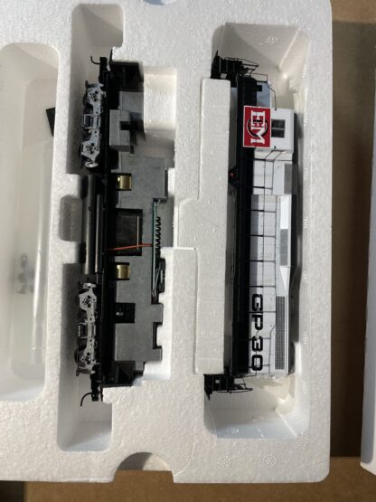 Locomotive - GP 30 - In Box